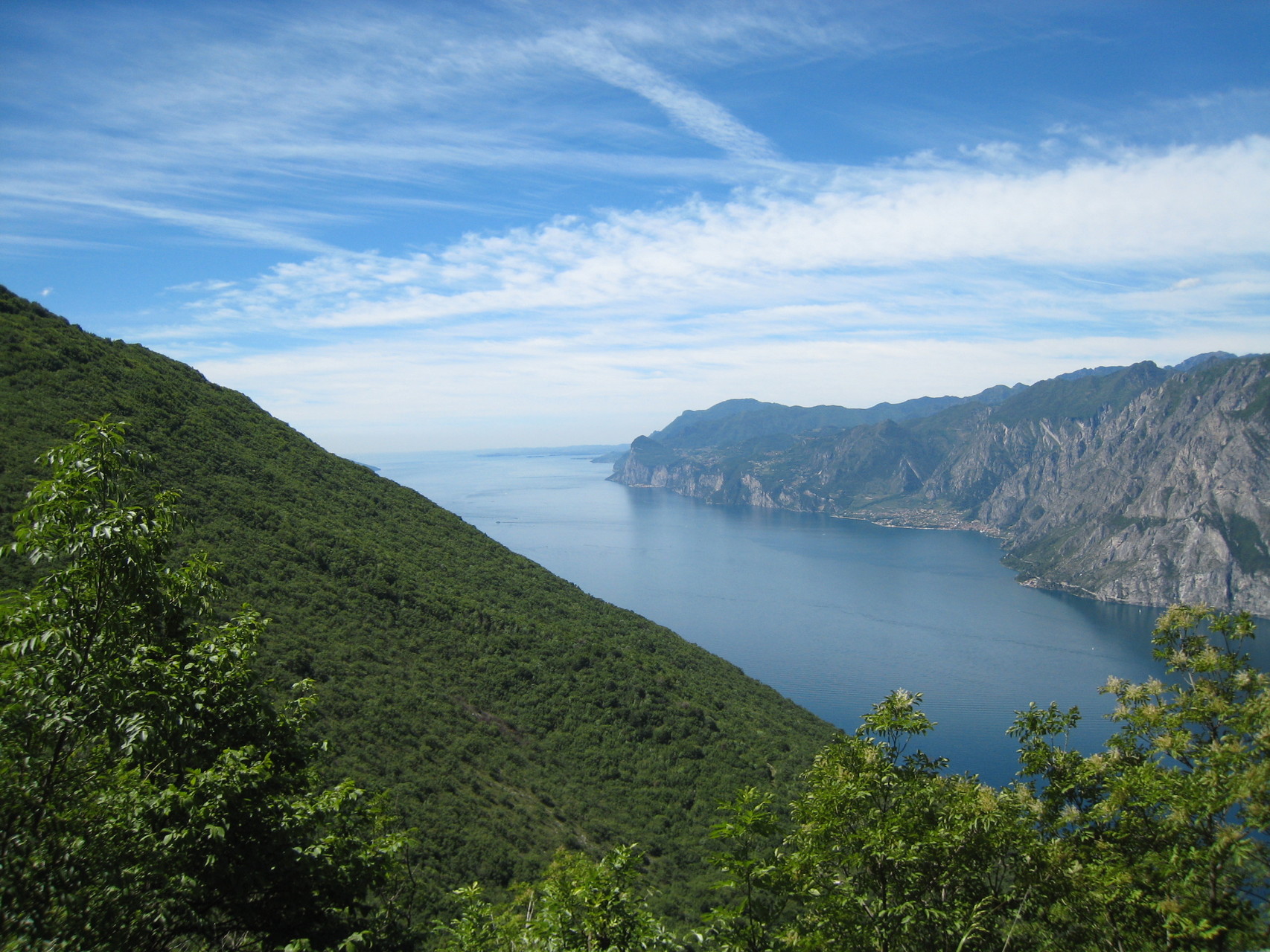 Blick vom Dosso dei Roveri nach Süden