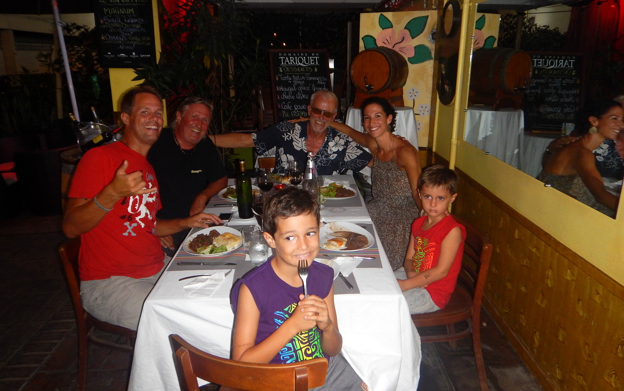 Ja, und dann feierte ich am Abend dieses 20. Juni, zusammen mit Andreas und der Maya-Familie,...