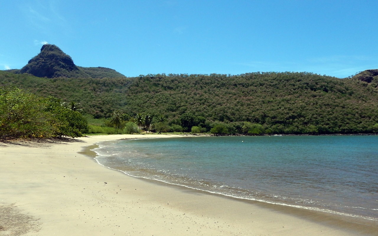 Hier noch ein Blick auf den Hakatea Sandstrand... 