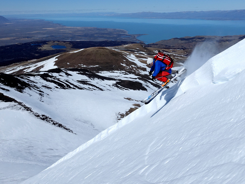 Skier: Stefan Joller / Photo: Wält / Location: El Chalten, Argentina