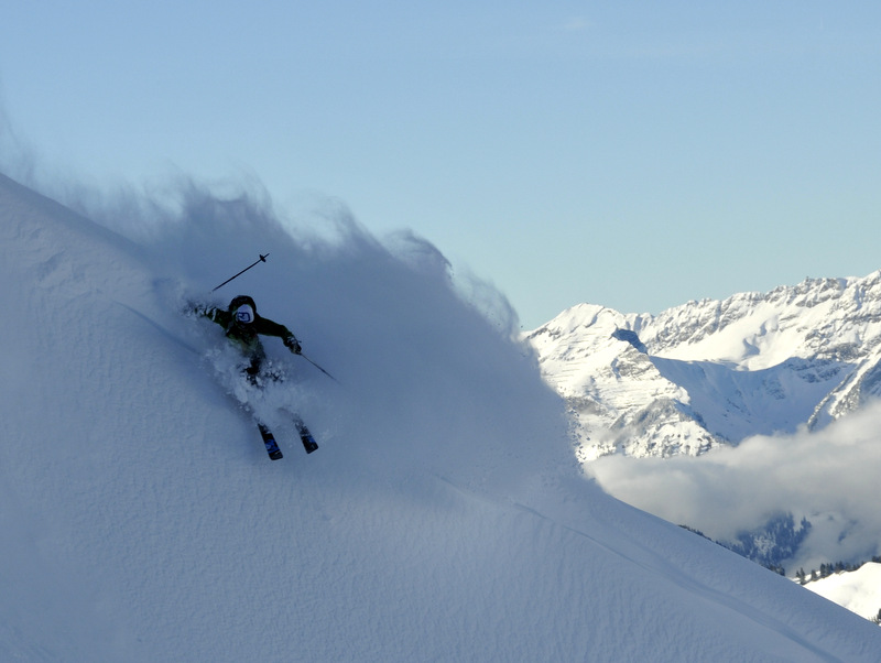 Skier: Stefan Joller / Photo: Dani Perret / Location: Brisen, Engelberger Tal
