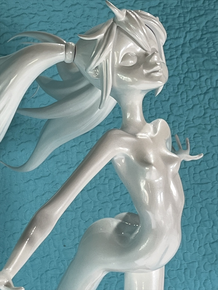 FRP造形　『風』Kaze 2022年　ぎふ平和美術展