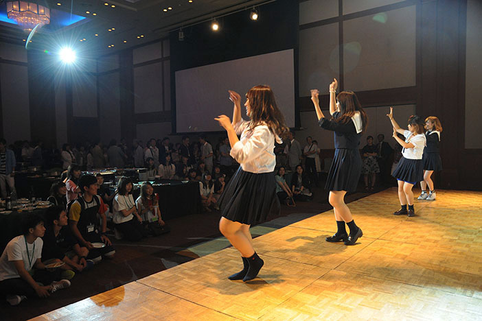 36回生ダンス部による演舞