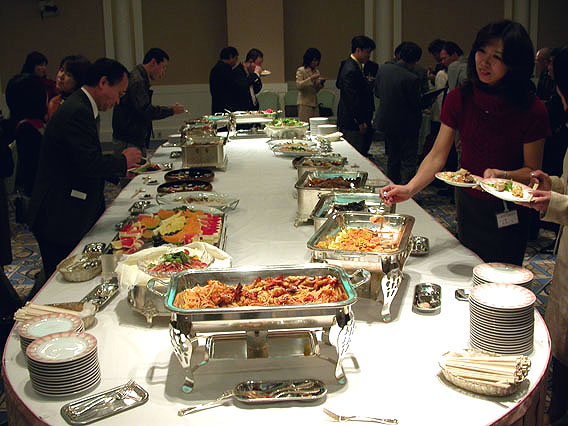 会食の始まりです。
