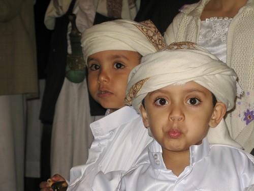 Jemenitische Hochzeitsjungs