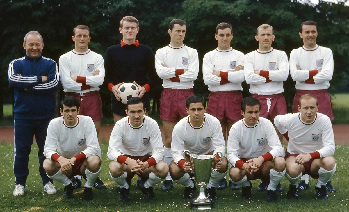 Beckenbauer, Gerd Müller y Sepp Maier: Ascenso a la Bundesliga y primeros títulos