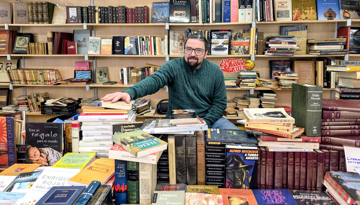 "Los álbumes de cromos anteriores a los años sesenta están hoy muy valorados"