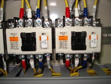 電磁接触器・開閉器の今昔 - メイン 電磁接触器・開閉器の今昔 - メイン