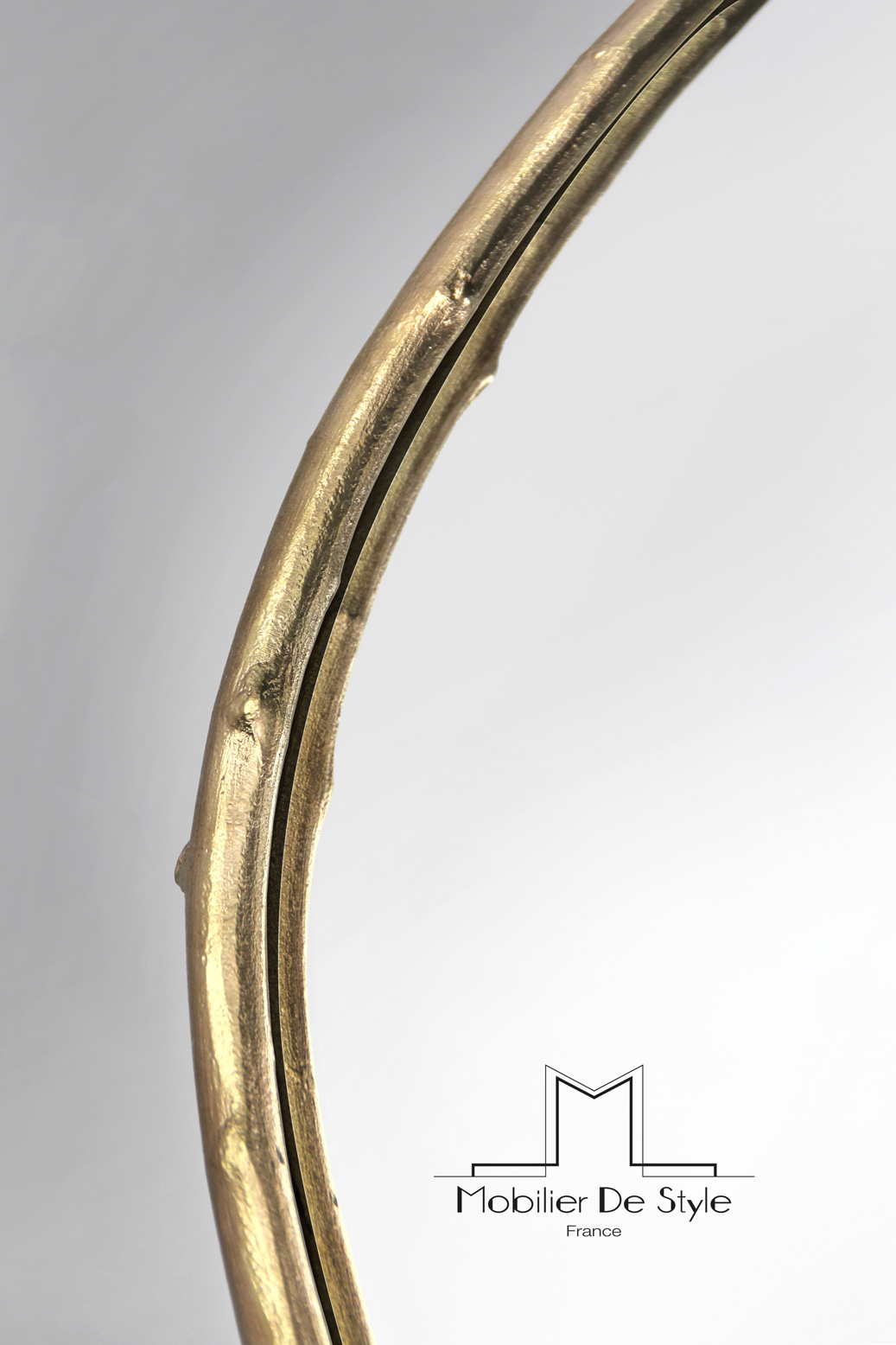 Finish : Cast bronze