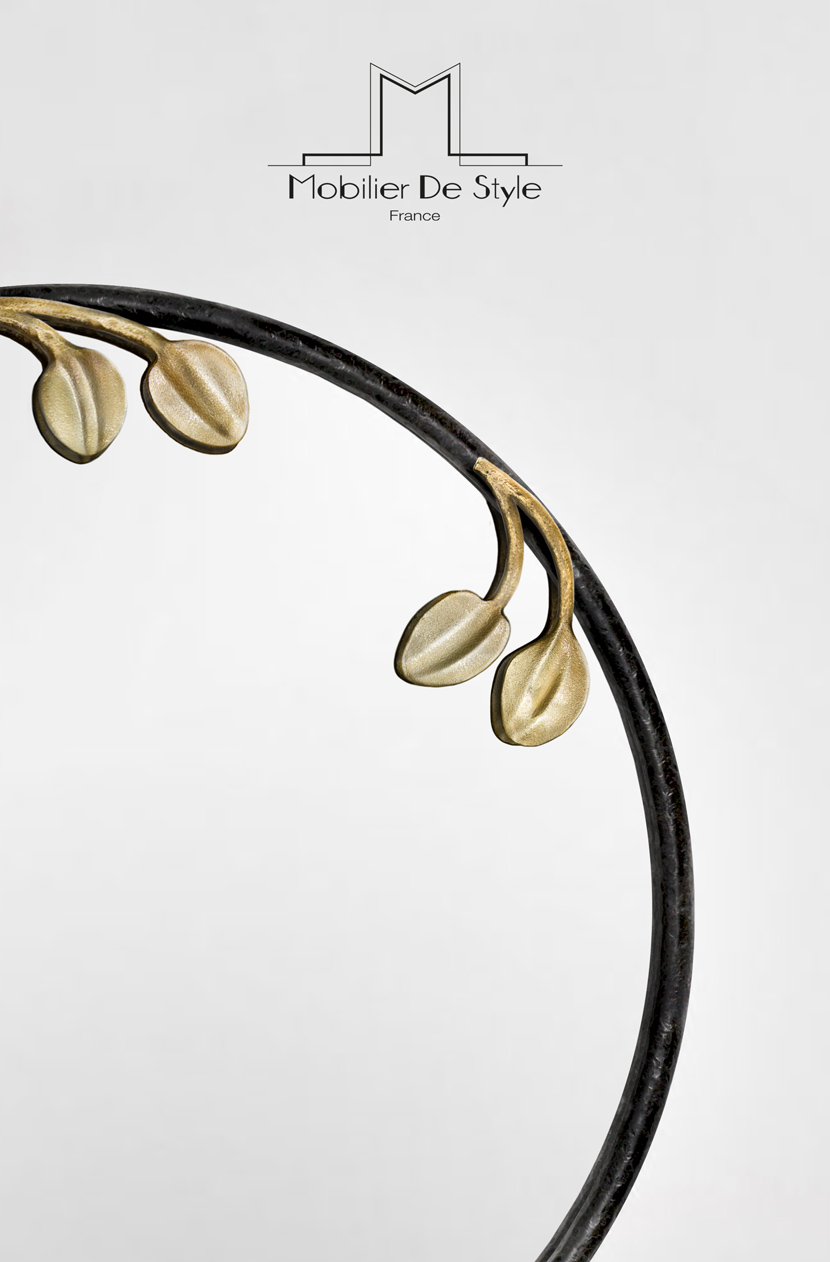 Finish 4 : Black painted wrought iron