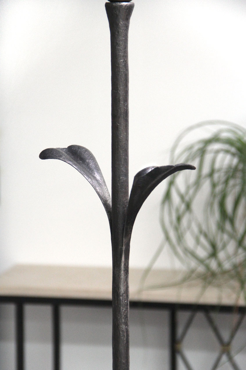 Finish 1 : Brushed wrought iron