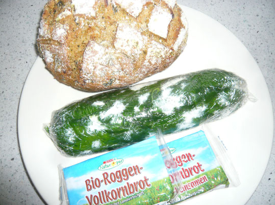 beinwellblätter, wiesenbärenklau