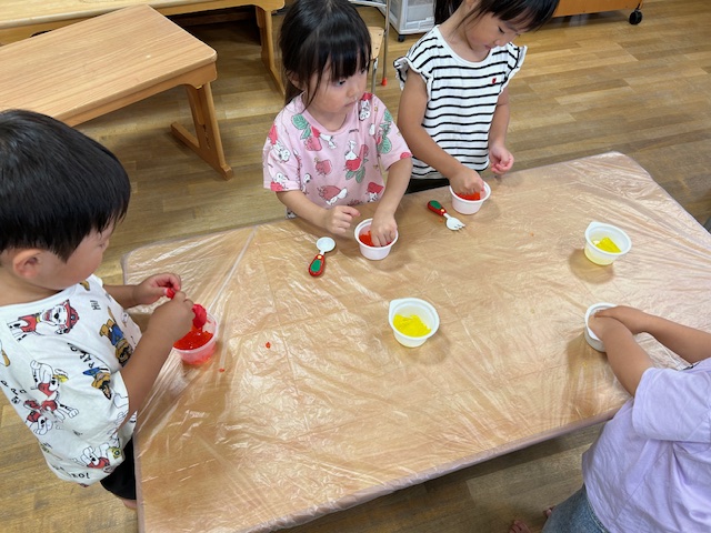 感触遊び