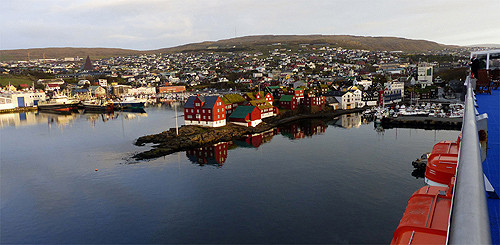 Zwischenstopp im Hafen von Tórshavn auf den Färöer Inseln