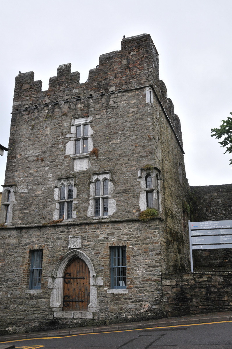 Desmond Castle & the International Museum of Wine