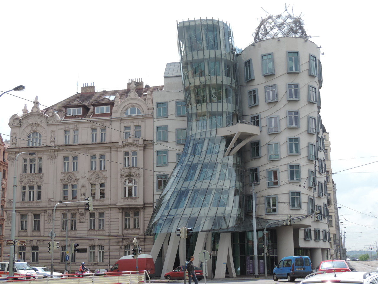 Dancing House