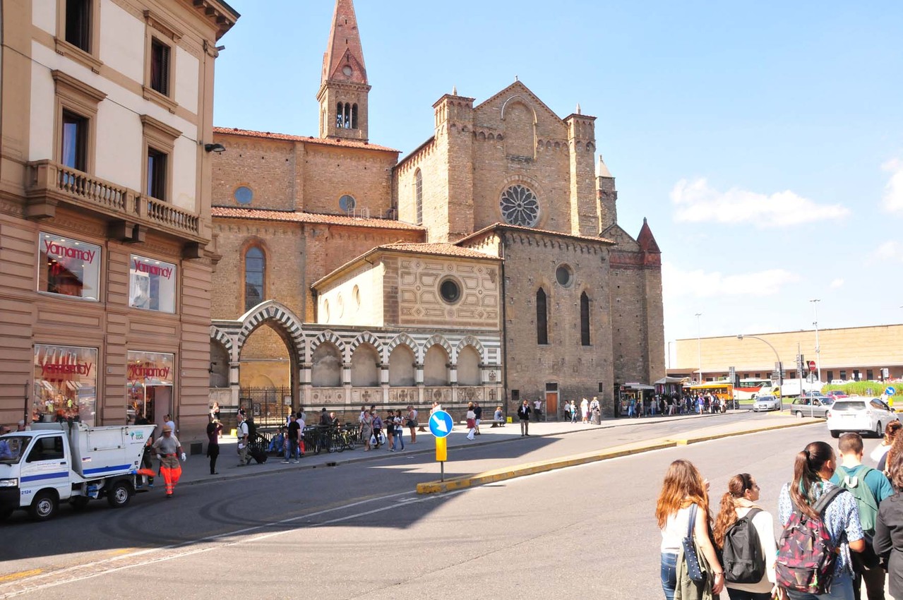 „Chiesa di Santa Maria“ am gleichnamigen Bahnhof