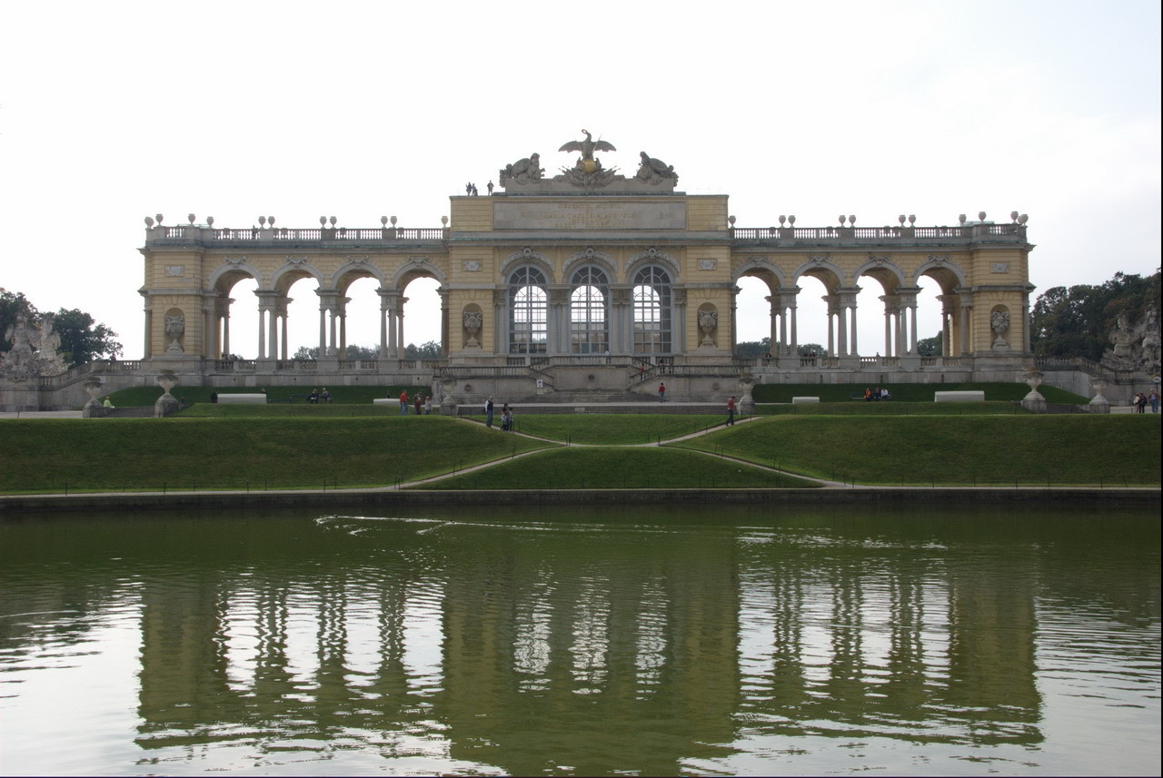 Die Gloriette, das Belvedere