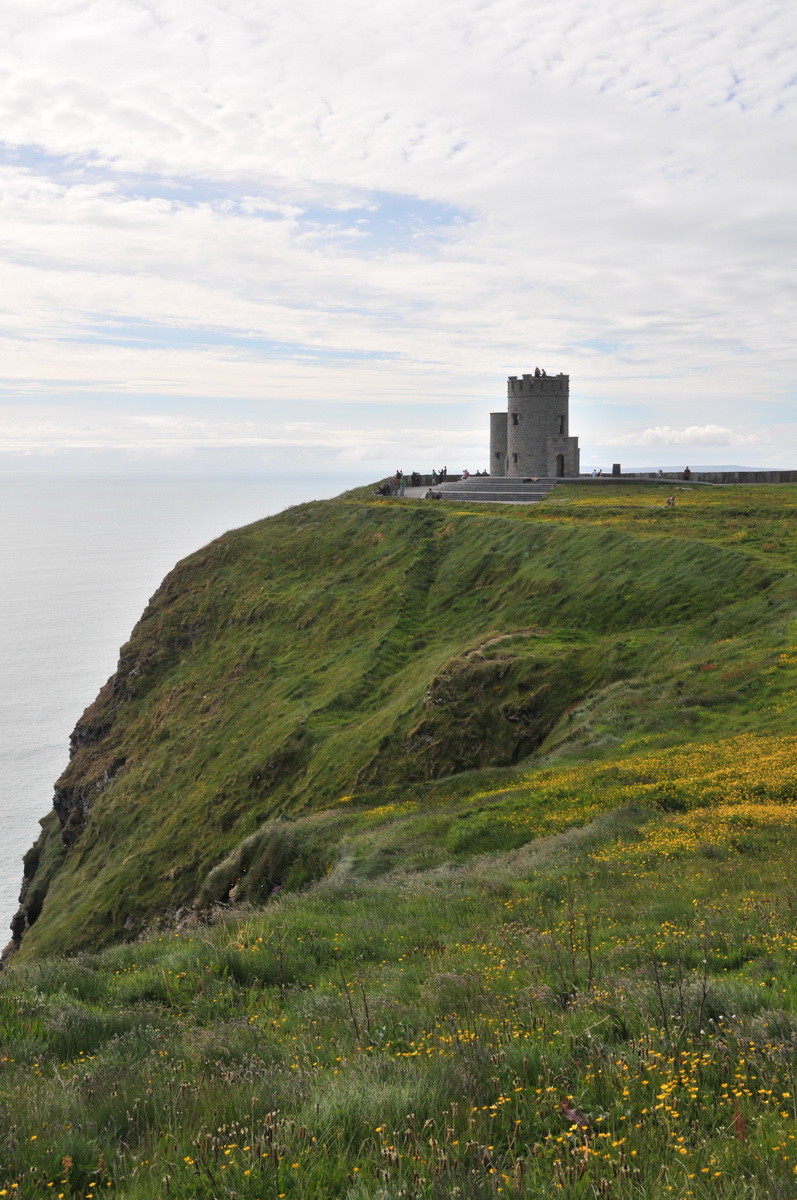 Cliffs of Moher O'Brien's Tower 