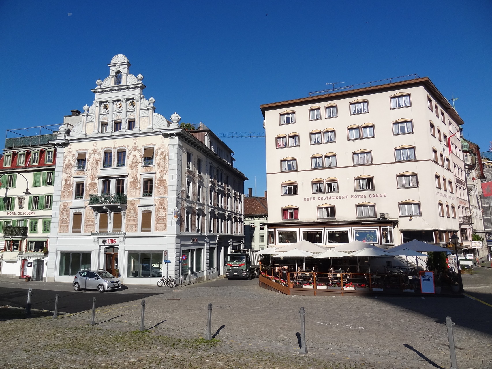 Einsiedeln - Das Hotel gleich vis-a-vis