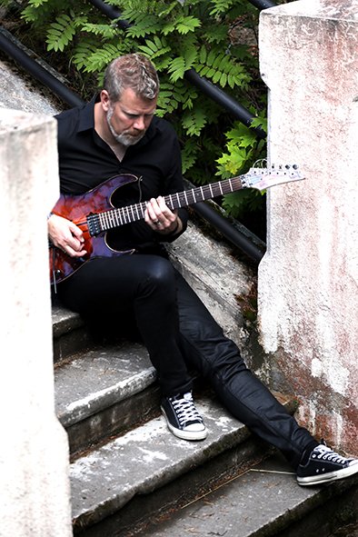 Pictures Of A Dream, Solo Album, Mathias Holm, lion music, NEWS Rockers And Other Animals, Rock News, Rock Magazine, Rock Webzine, rock news, sleaze rock, glam rock, hair metal