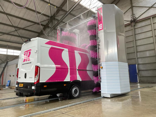 Hoe verloopt een wasproces bij een truckwash wasinstallatie?