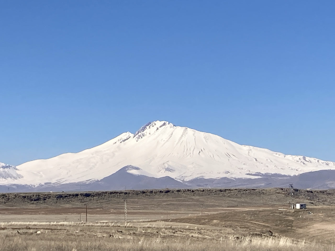 erloschener Vulkan und Skigebiet Erzyes