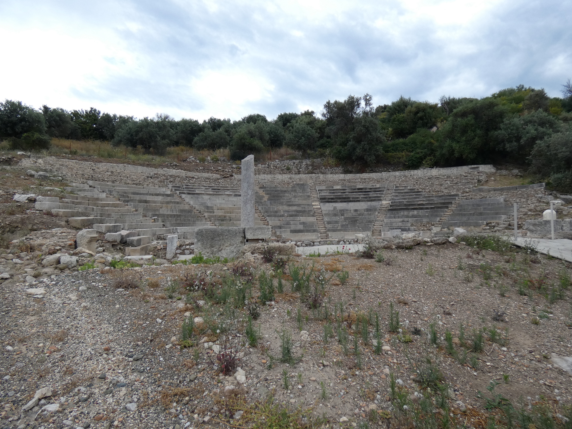 ... mit kleinem Amphitheater