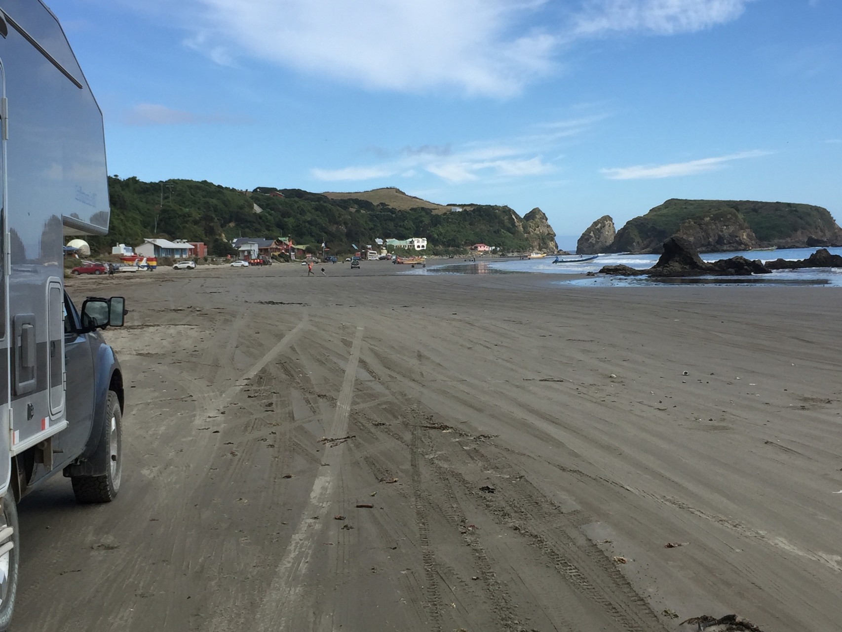 wieder Strasse über die Beach