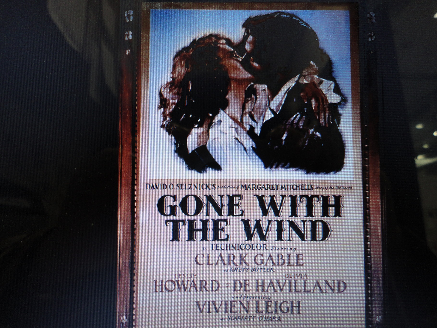 風と共に去りぬ 名古屋栄ガスビル1Fにある調香師のオリジナル香水専門店 モンパルファン