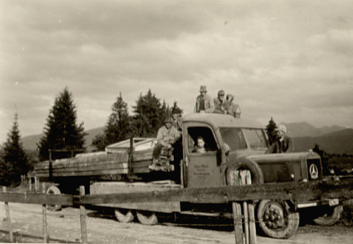 alter LKW, Mai 1952