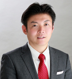 塚本進介プロフィール写真