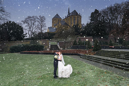 Weihnachtliche Winter Hochzeit