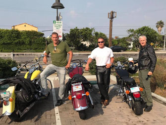 Ralf Moeller, Arnold Schwarzenegger and James Cameron