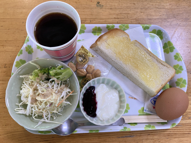 モーニングセットは450円
