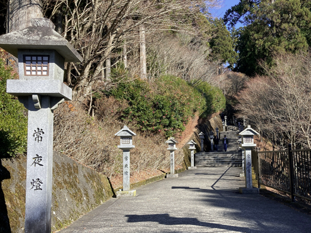 本殿へ続く参道
