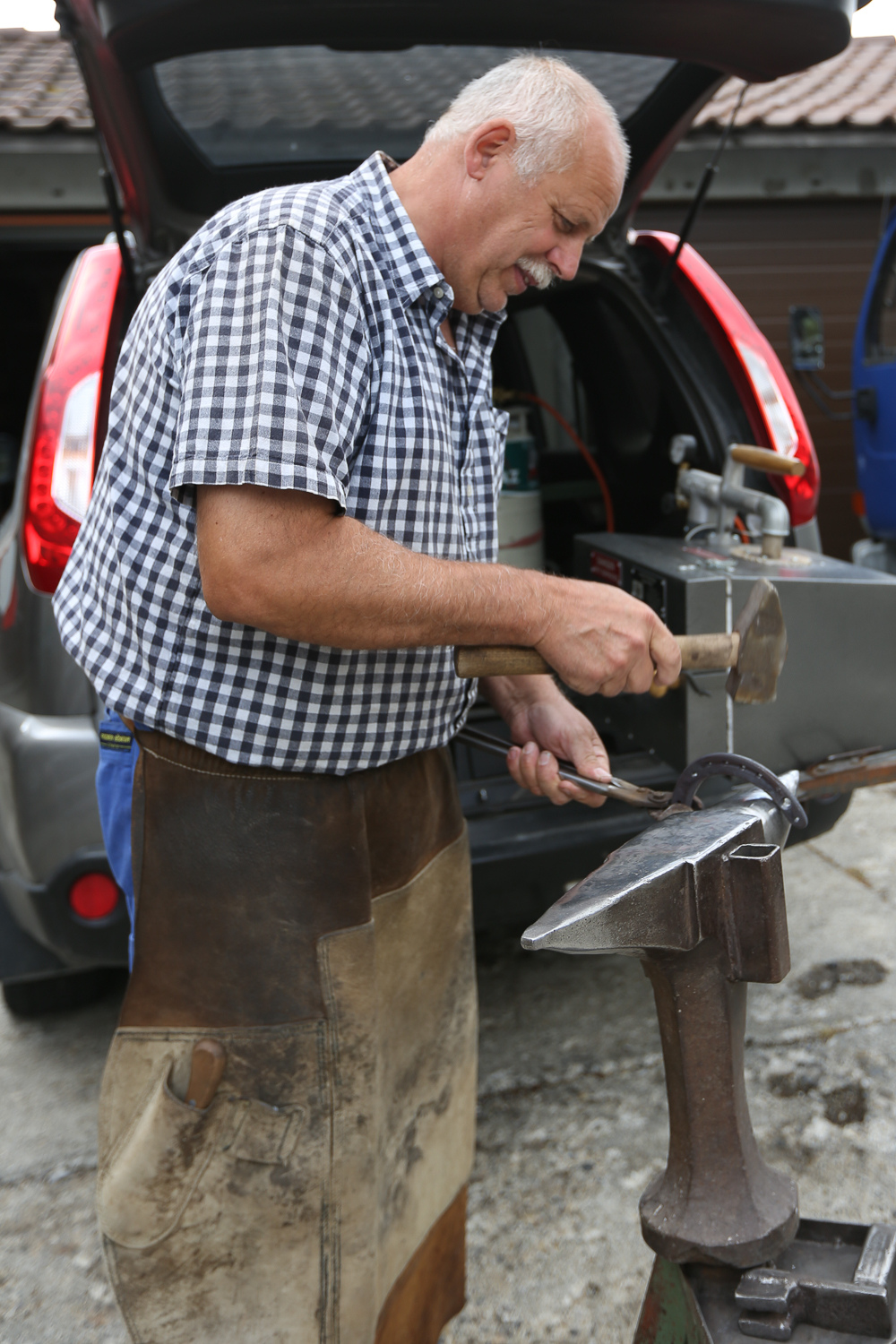 Hufschmied Marti, Niedermuhlern