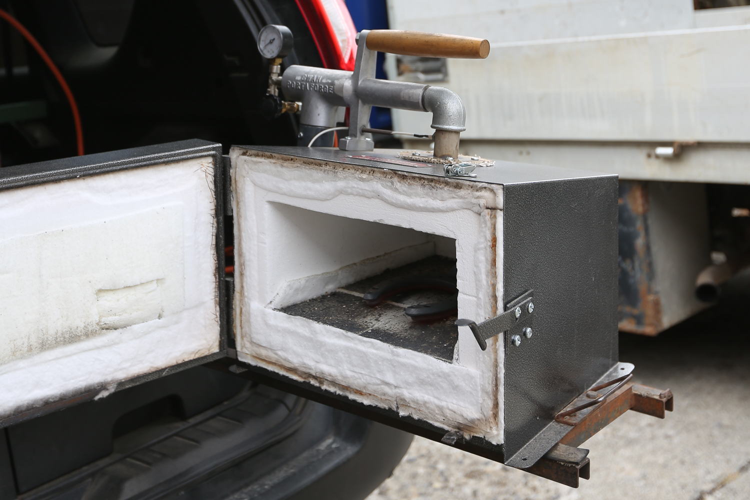 Hufschmied Marti, Niedermuhlern