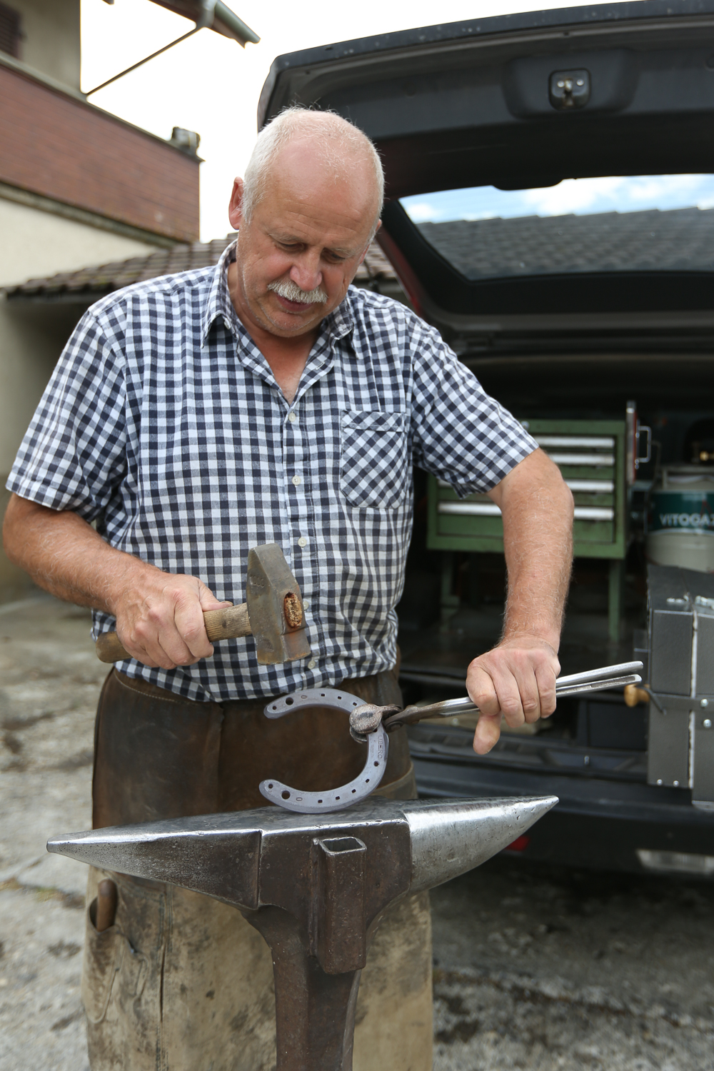 Hufschmied Marti, Niedermuhlern