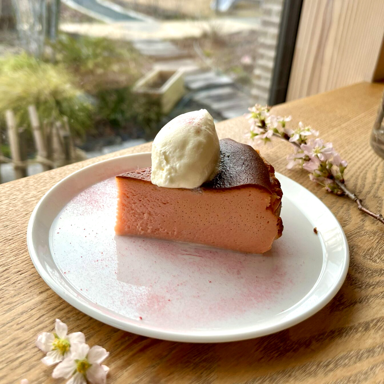 春の香りを味わう、HARUMACHI coffee の春限定メニュー