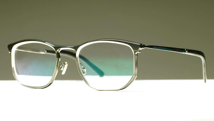 毎日使用する I.ENOMOTO（アイ.エノモト）のメガネ - 福岡県福岡市東区