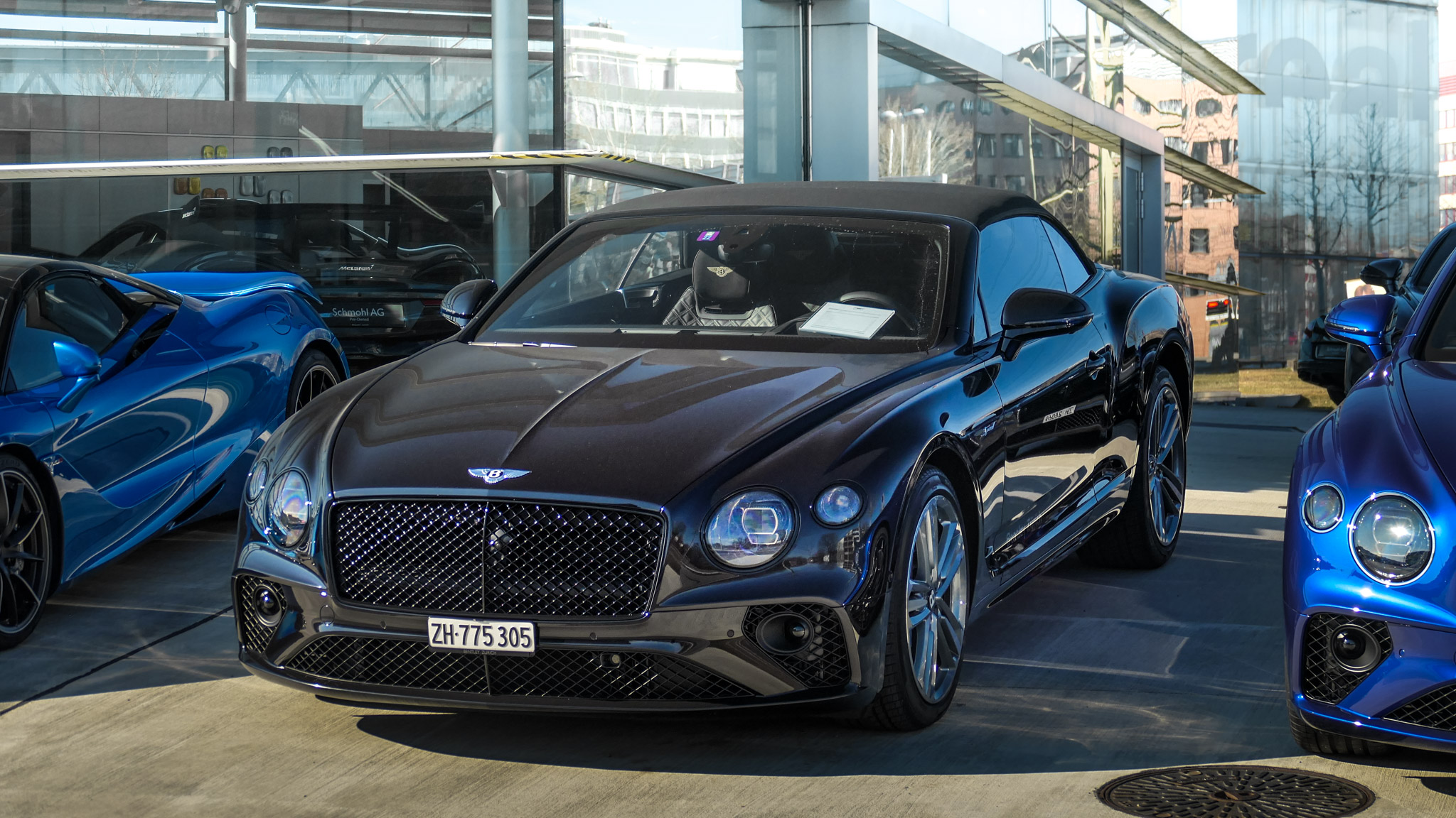 Bentley Continental GTC - ZH775305 (CH)