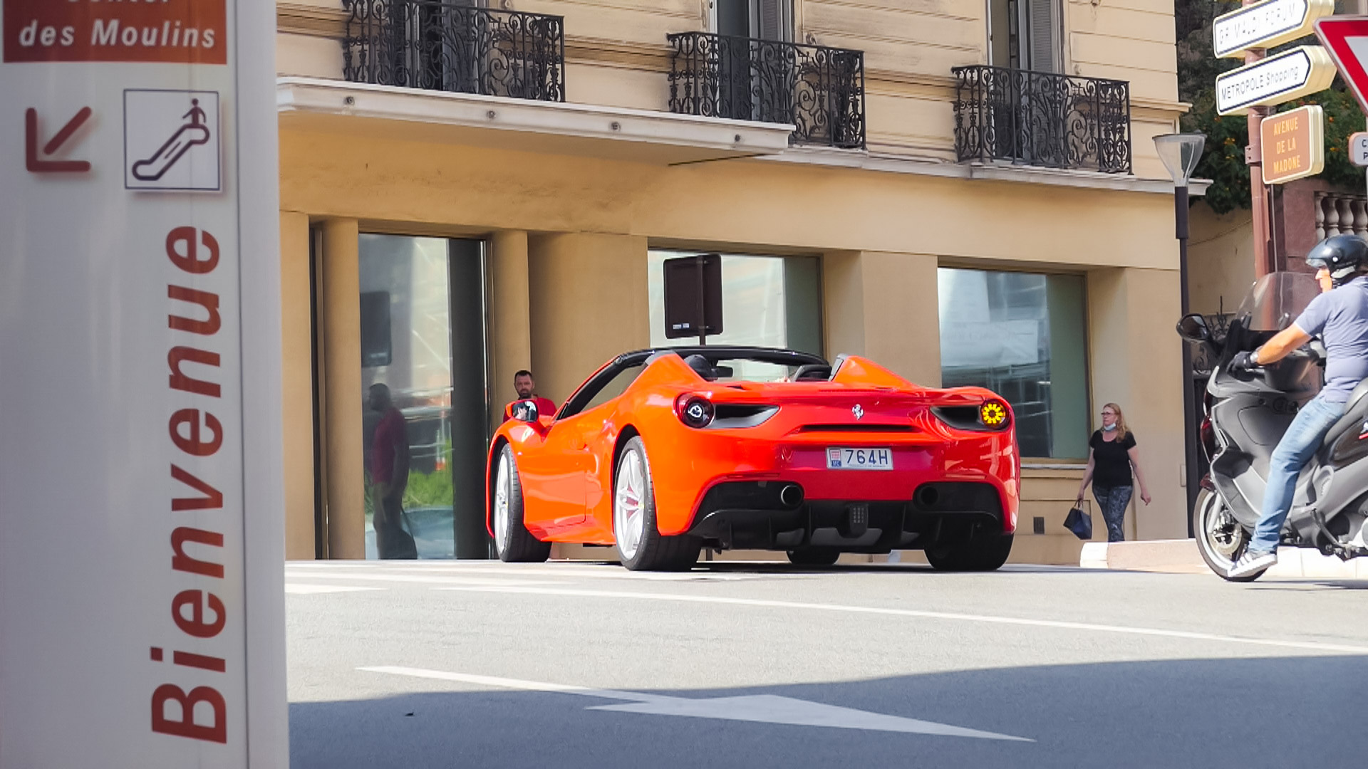 Ferrari 488 Spider - 764H (MC)