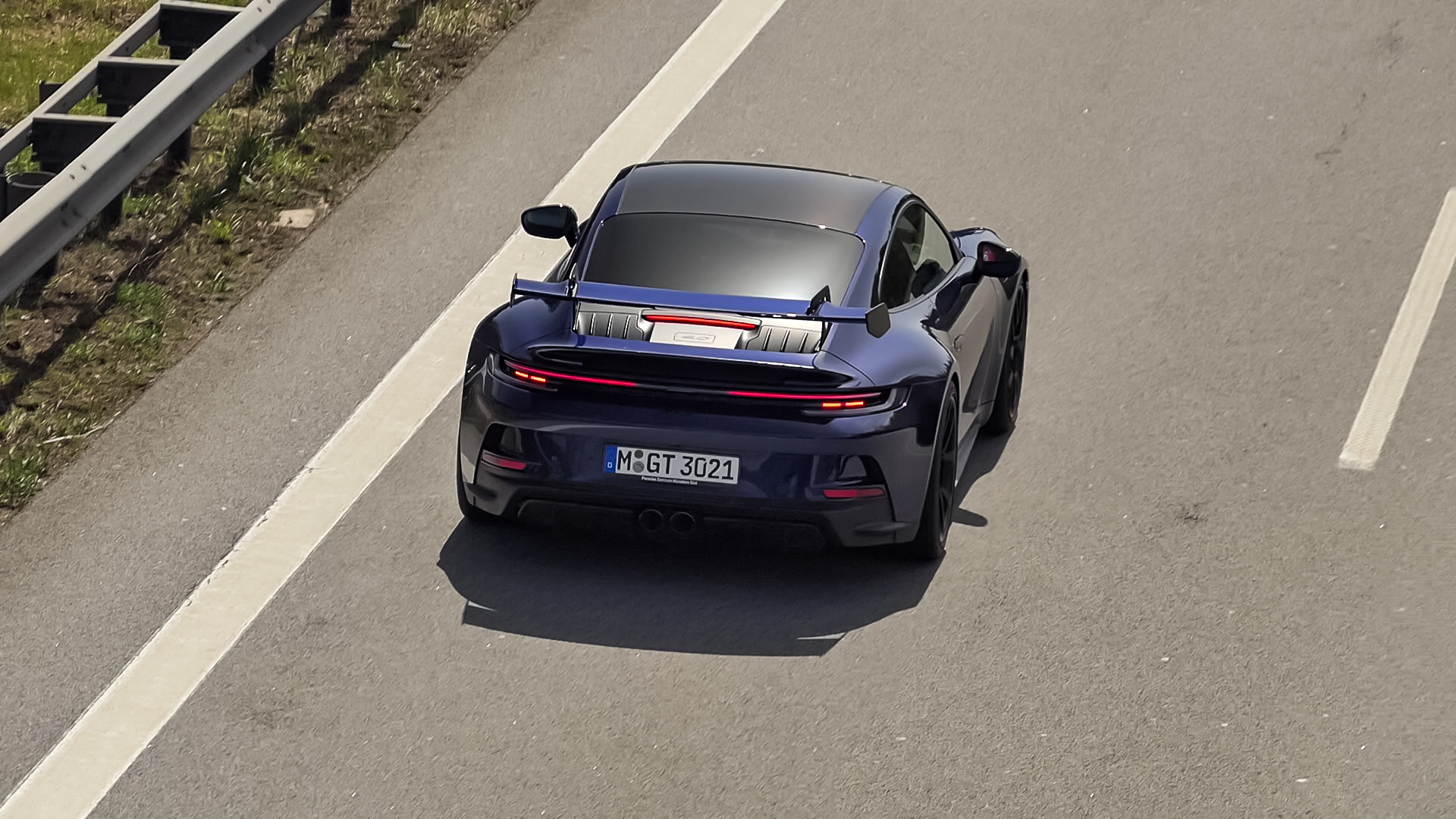 Porsche 992 GT3 - M-GT3021