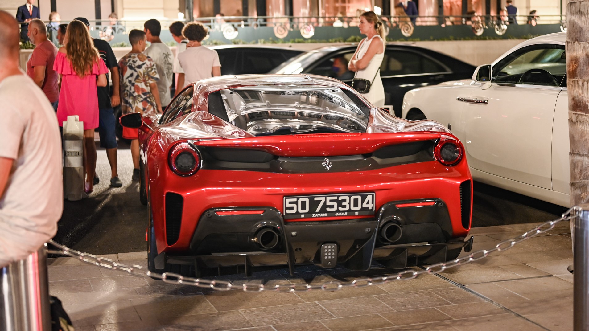 Ferrari 488 Pista - 5075304 (KWT)