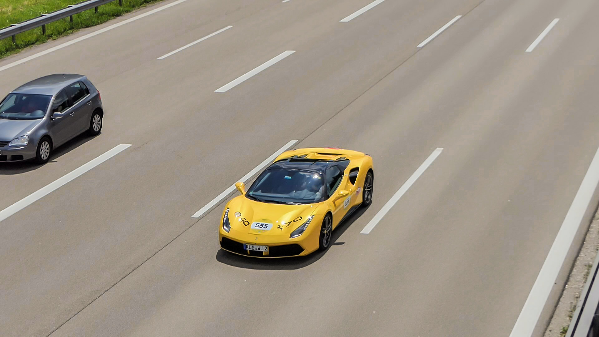 Ferrari 488 Spider - KUS-WU2