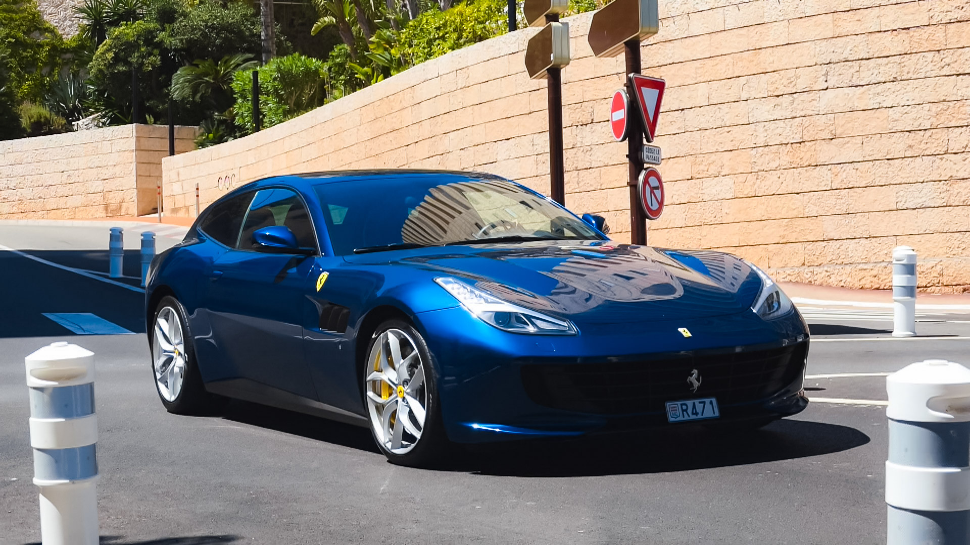 Ferrari GTC4 Lusso - R471 (MC)