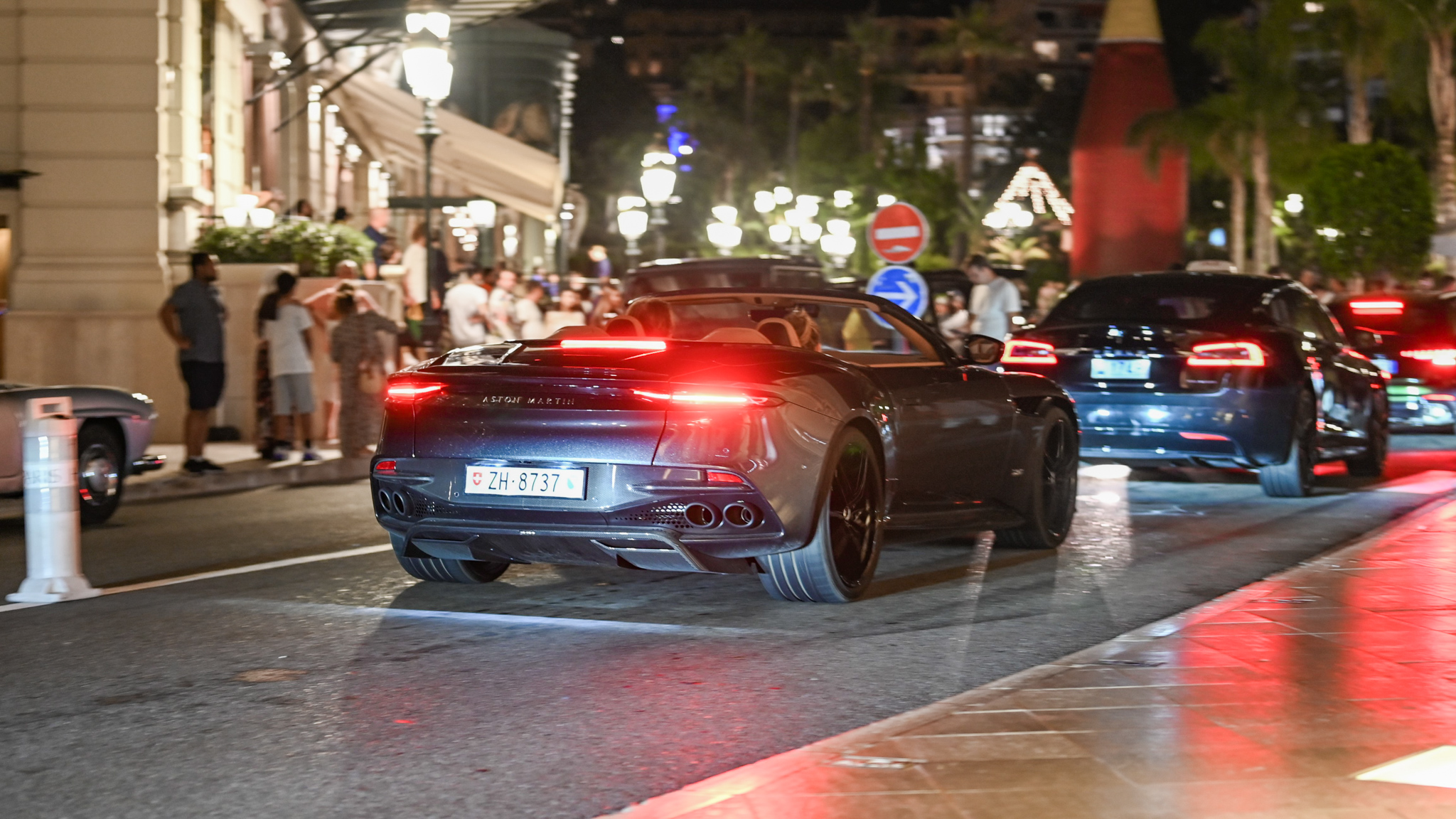 Aston Martin DBS Superleggera Volante - ZH8737 (CH)
