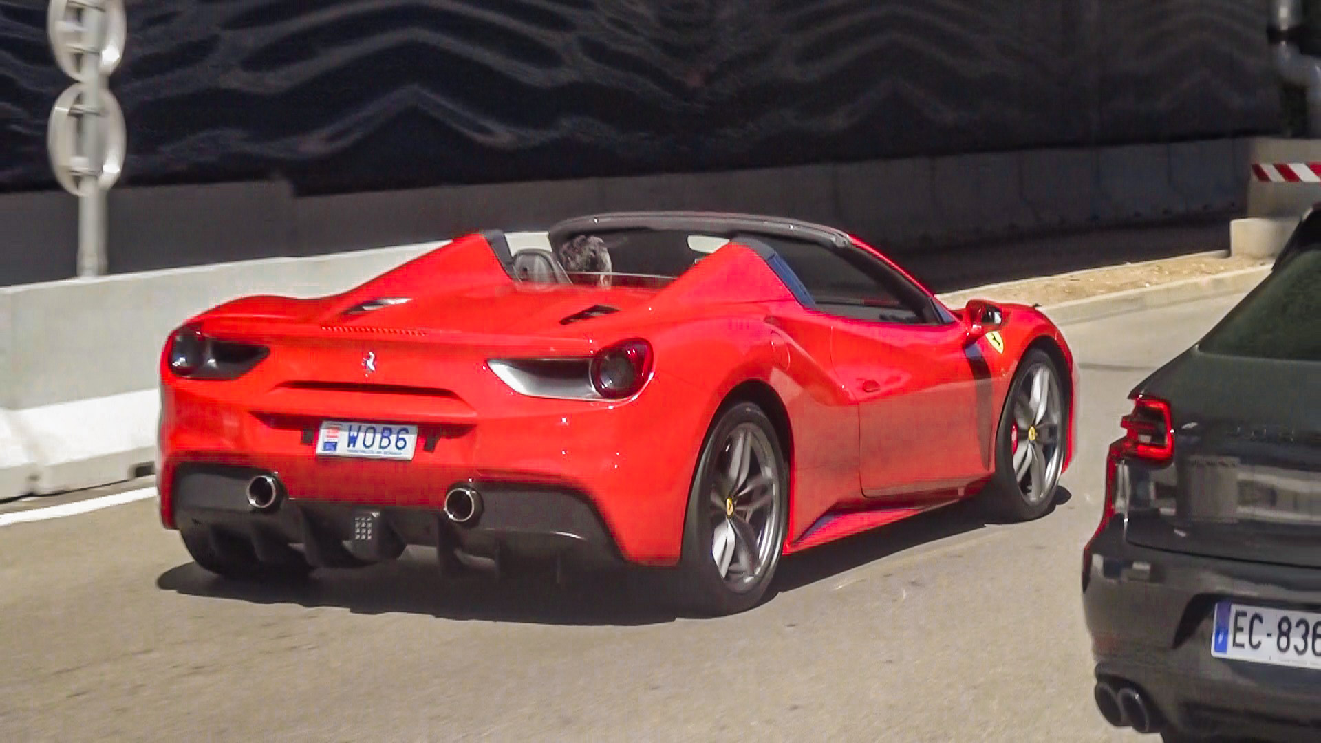 Ferrari 488 Spider - W086 (MC)