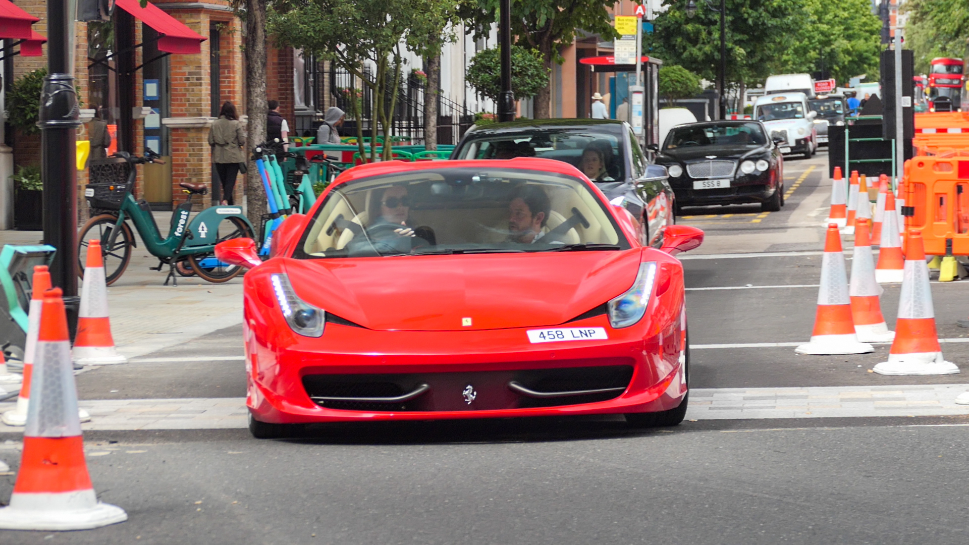 Ferrari 458 Italia - 458LPN (GB)